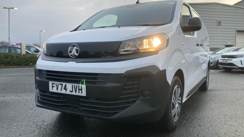 Vauxhall Vivaro L1 Diesel 1.5 Turbo D 120 Prime H1 Van